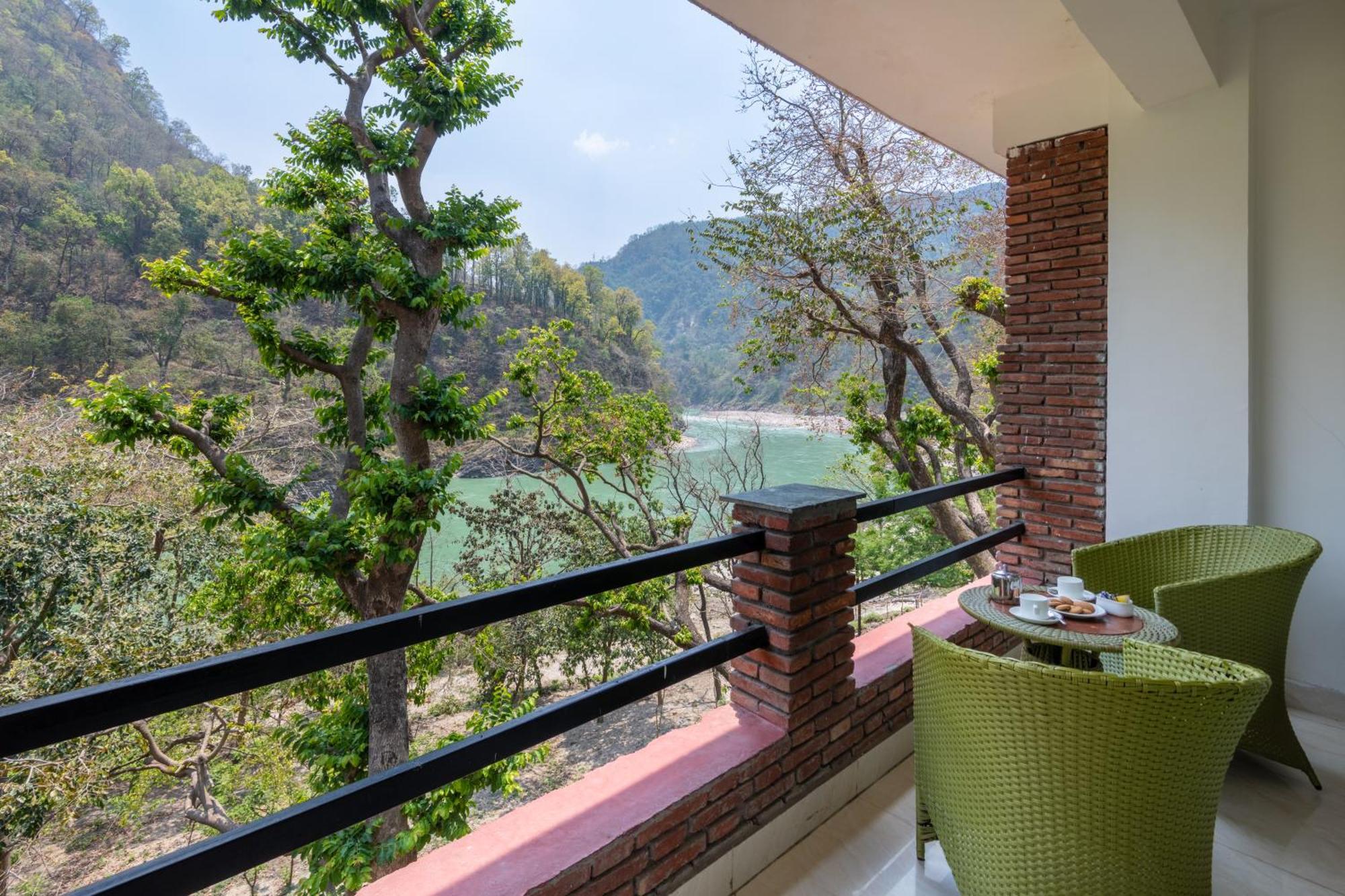Summit By The Ganges Beach Resort & Spa Rishikesh Bagian luar foto