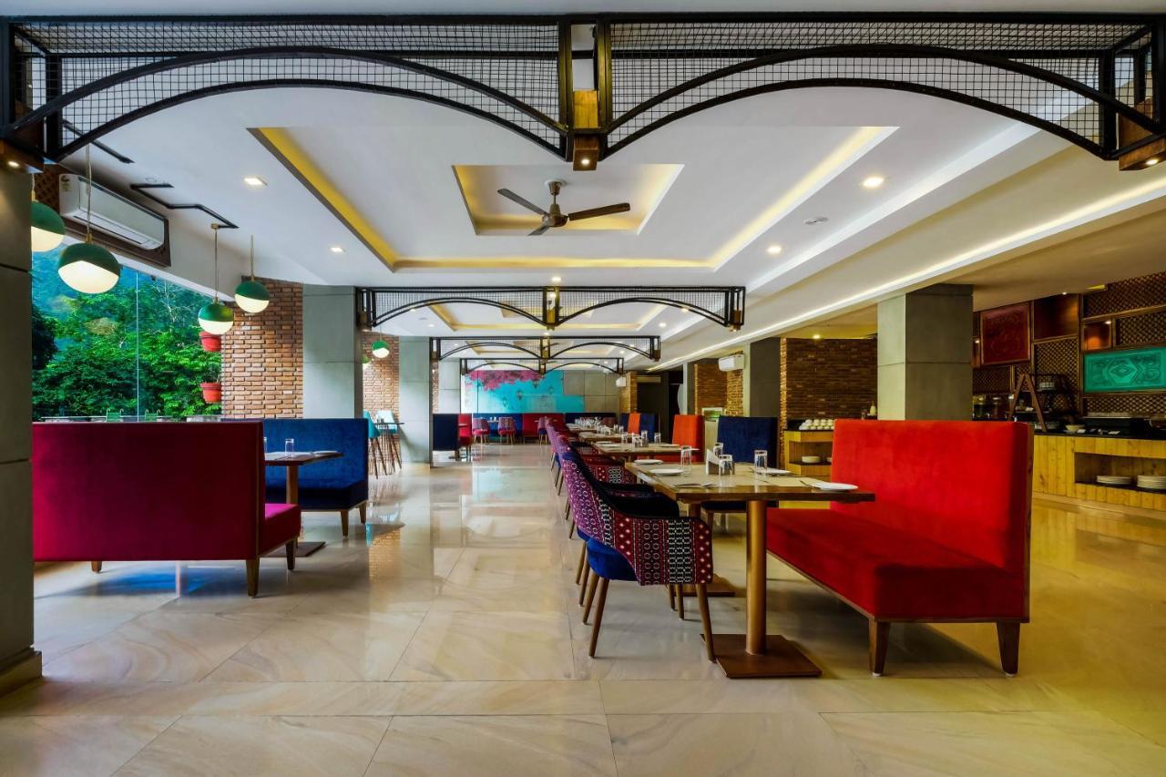 Summit By The Ganges Beach Resort & Spa Rishikesh Bagian luar foto