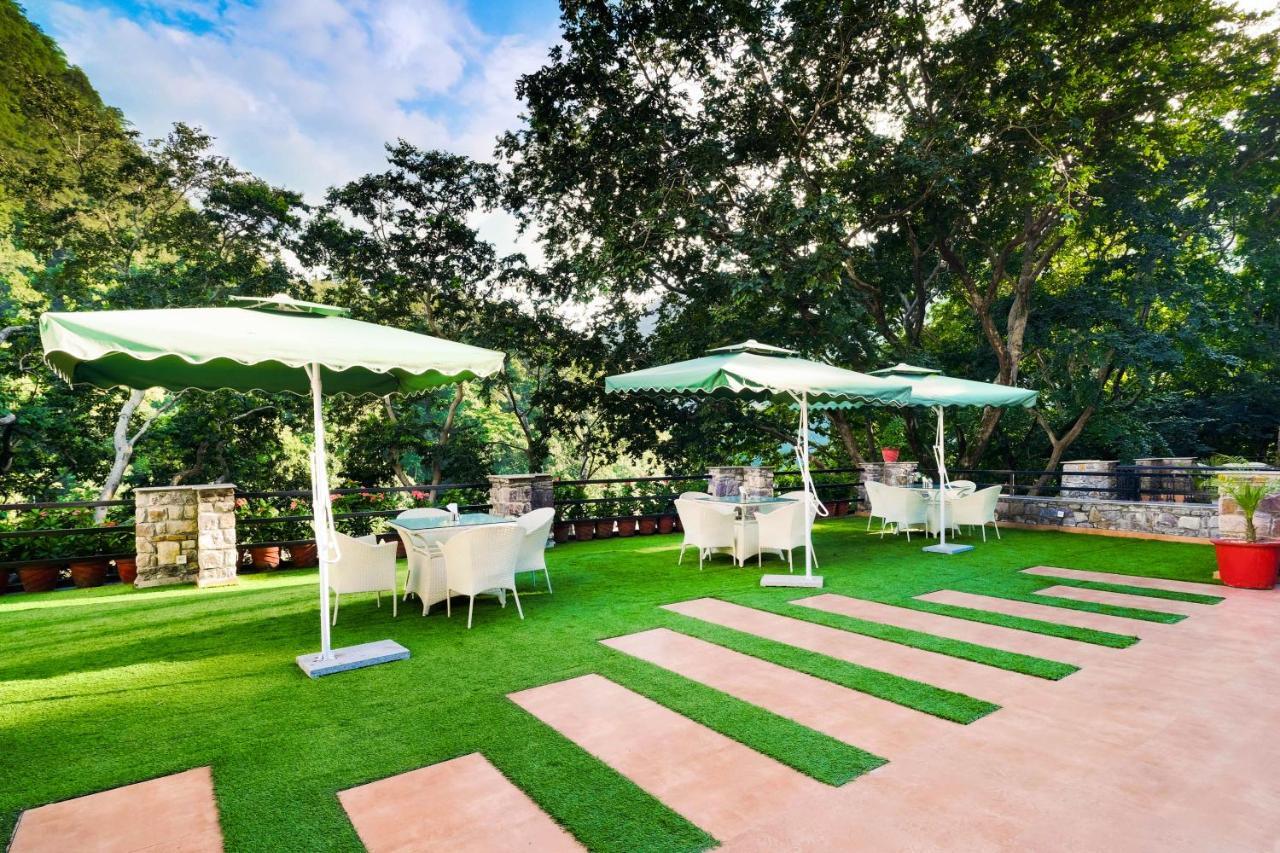 Summit By The Ganges Beach Resort & Spa Rishikesh Bagian luar foto